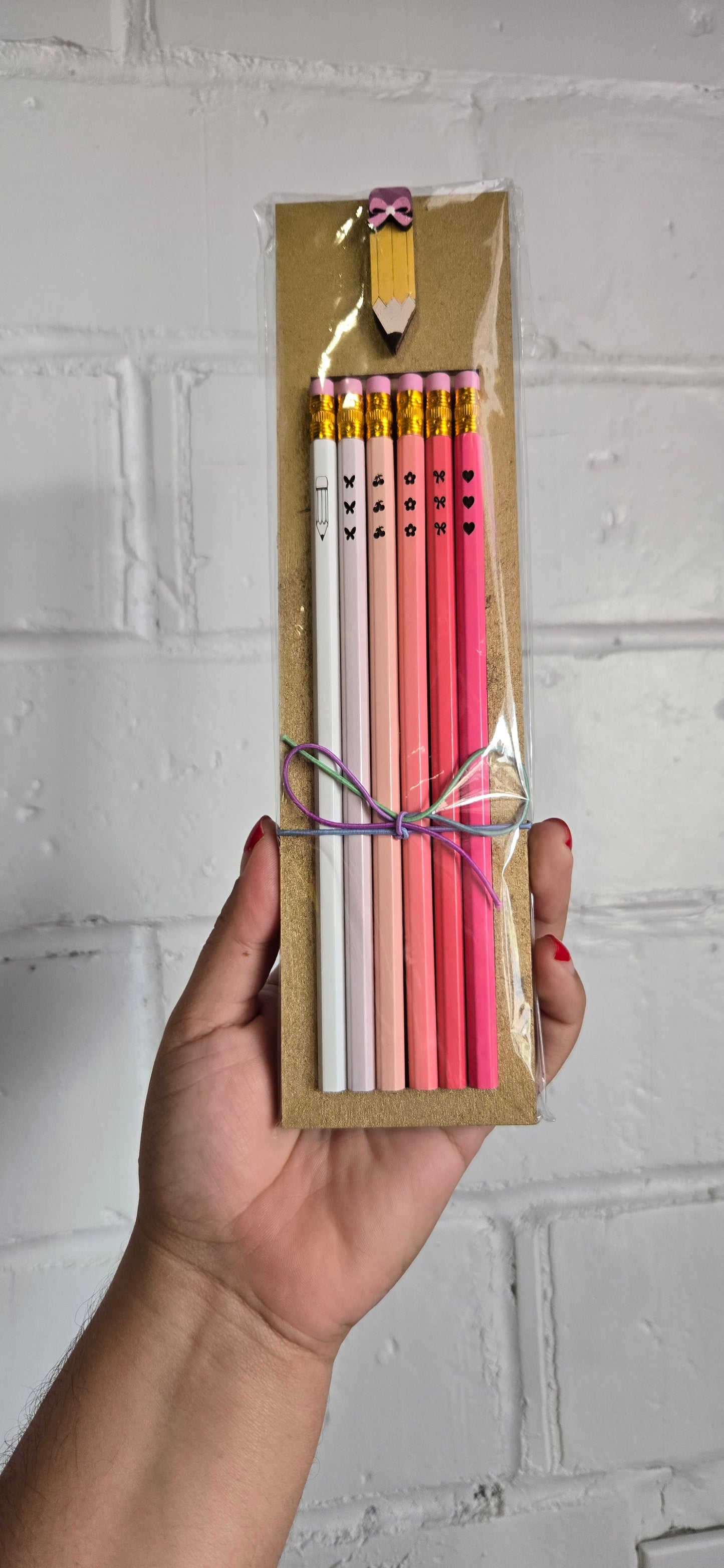 Pink Engraved Pencil Set