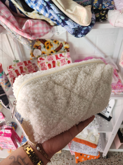 Zipper pouch