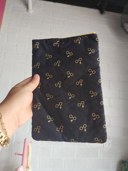 Small kindle/book sleeve