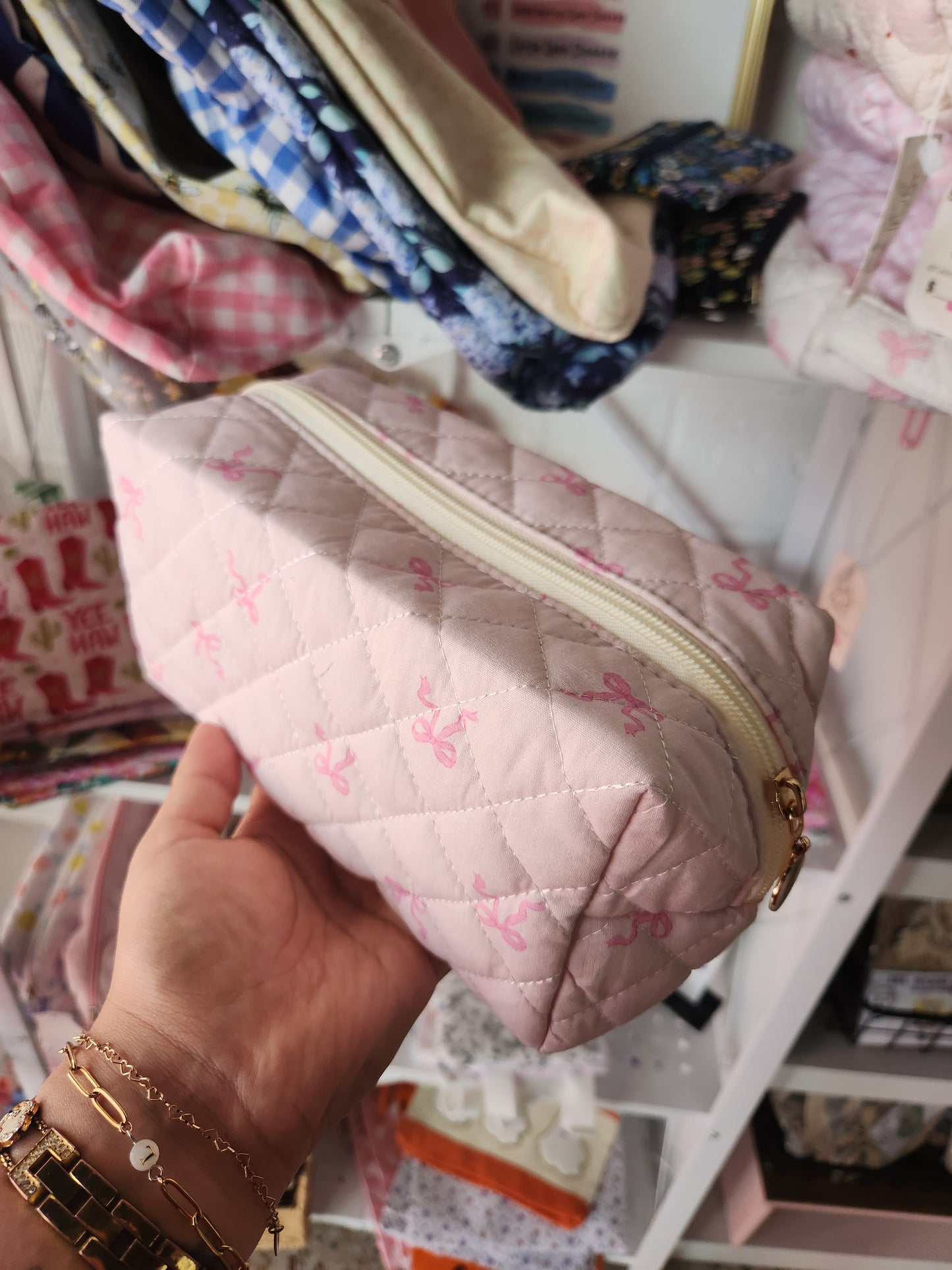 Zipper pouch